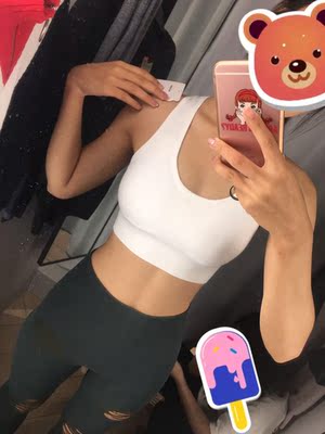 這個有點壓胸了 這個有點壓胸了