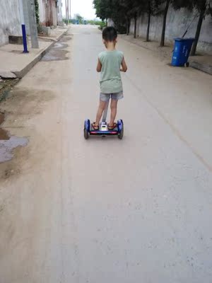阿尔郎 智能电动自行平衡车双轮体感车两轮成人代步车思维车儿童