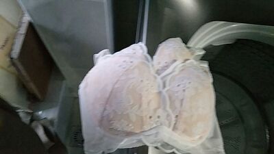 东西都收到了，中间因为双11买的，用时感觉有时老动，这次买的不少小的，也有大的，感觉小点穿胸有点压，但是也合适，不会乱动，然后把大的又换了，卖家服务周到，今天也收到换的货了