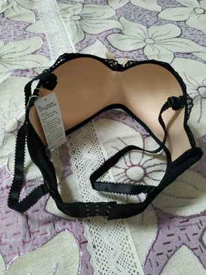 物流超快，我的内衣都是在店家买的，质量都很好，放心买。