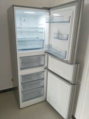Midea/美的 BCD-258WTM(E)三门冰箱风冷无霜节能家用三门电冰箱
