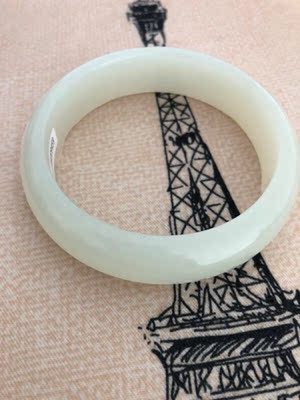 大家谈谈碧玉尊的玉怎么样,他家的玉假不假,实体店在哪里