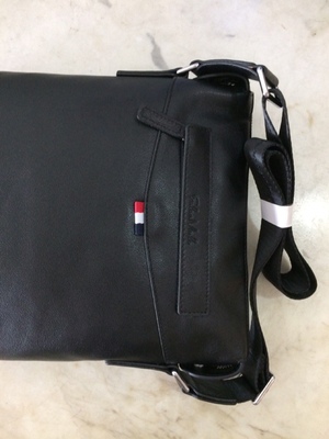 分析法兰穆勒男包怎么样,质量差不差呢，亲身使用经历曝光