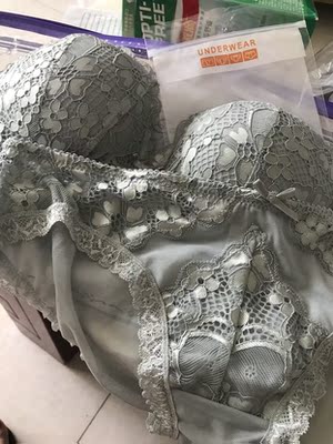 质量很好,特别舒服,纯棉的呢。号码也正确。还会购买的。 质量很好,特别舒服,纯棉的呢。号码也正确。还会购买的。