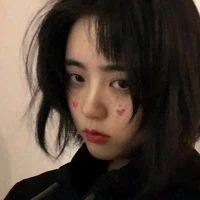 我前男友送了我好多蜡笔小新，可惜我们分手了. 这次是买来送给我认的哥，他说有点小感动.喜欢我.可惜后来也只是开开玩笑.有毒的蜡笔小新.希望你们过的好