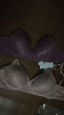 宝贝收到了，大小合适，发货快，快递给力，好评！