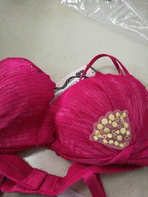 差评，质量差，不值2百多，跟地毯货20，3O元一样，