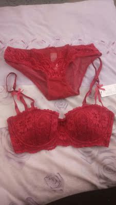 真好看,比较满意,快递也比较给力,客服态度好,推荐大家来买 真好看,比较满意,快递也比较给力,客服态度好,推荐大家来买