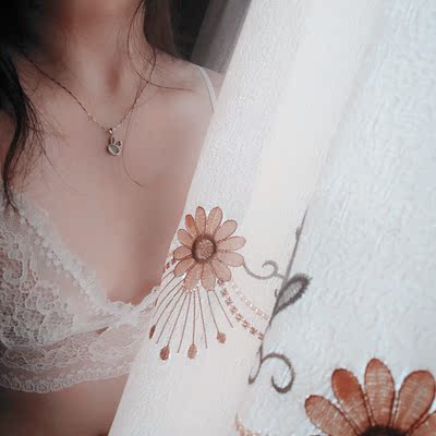 少女+小性感 蕾丝很梦幻 特别喜欢这套的内裤,不过有点大了 可是不影响我对它的喜爱呀🙆 少女+小性感 蕾丝很梦幻 特别喜欢这套的内裤,不过有点大了 可是不影响我对它的喜爱呀🙆