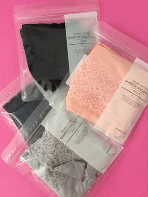 摸起来很舒服就是不知道耐不耐穿！面料有蛮好的！4件不同颜色正好和我买的内衣配成一套！