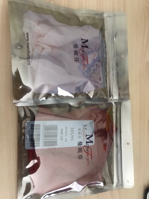 很精致,看起来质量很好,是正品 很精致,看起来质量很好,是正品