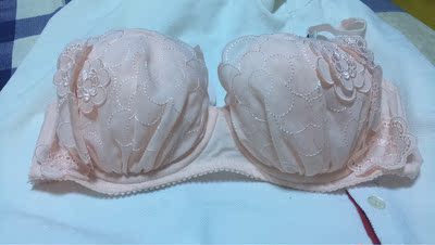 尺码偏小了 一直放着忘记退货了 唉