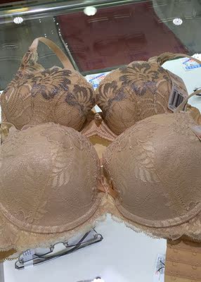 此用户没有填写评价。