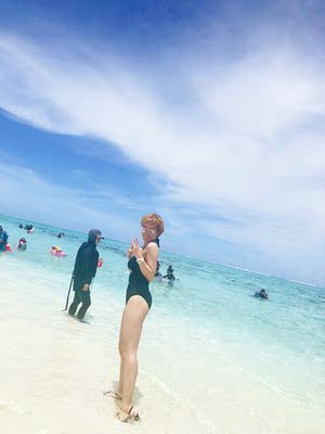 买了很久才穿的泳衣,好漂亮 买了很久才穿的泳衣,好漂亮