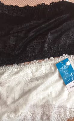 实物和图片相同，质量也相当不错，是我想要的防走光款，价格便宜，卖家非常好，发货速度很快，隔一天就到手了，刚好赶上出去旅行用，总之，推荐推荐推荐推荐推荐推荐推荐推荐推荐推荐推荐推荐推荐推荐推荐推荐，不用犹豫，买吧！