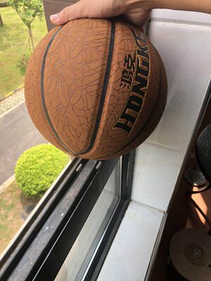 真实使用感受鸿克篮球怎么样,鸿克质量如何,值得入手吗