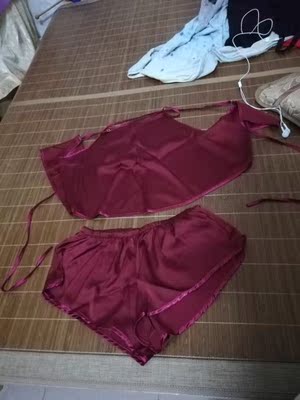 终于到了,赶在七夕前到了,很棒。很满意。 终于到了,赶在七夕前到了,很棒。很满意。