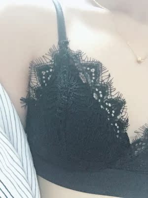 内衣收到啦，质量非常好，黑色蕾丝也性感，薄薄的适合夏天，在这家买过好多次了，质量有保障，喜欢的妹子买起来吧，非常性感哦