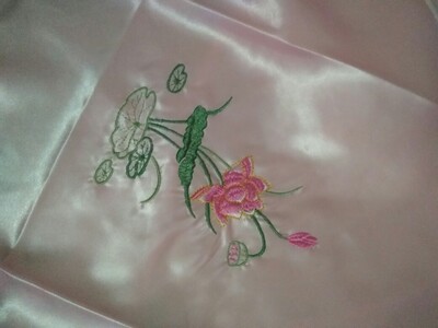 刚拆开快递,很满意,颜色很正,100个赞 刚拆开快递,很满意,颜色很正,100个赞