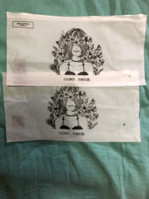 内衣超好看,喜欢这个灰色,很轻,洗过也不掉色,穿上也舒服,大小合适,同时买了两间很划算,五星好评 内衣超好看,喜欢这个灰色,很轻,洗过也不掉色,穿上也舒服,大小合适,同时买了两间很划算,五星好评