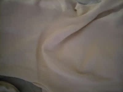 很好的打底裤，孕期买了两条都不如这条舒服，弹性非常大，不起球不掉色，穿着很舒服，满意