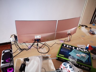 PK对比:aoc和飞利浦显示器哪个好,有区别,优缺