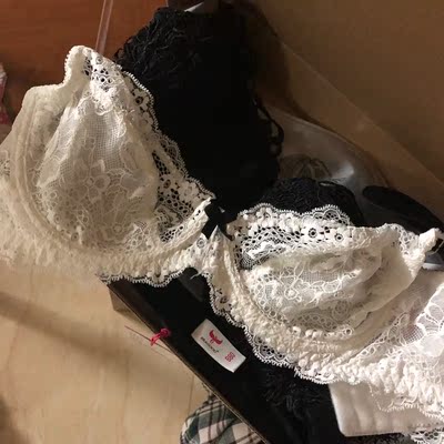 白色太太太好看了！！！！赶在八月新势力周！两件100不到 划算哦！！！