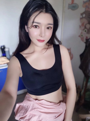 質量一如既往的好,穿上一點束縛感沒有,超級柔軟,尺碼也非常合適,無鋼圈但是非常的有型,真的很棒,跟圖片沒有差別,沒有色差,客服態度也很好,物流很快,做工精巧,精緻,價格實惠,顏色漂亮,物超所值,我不是拖,可只要選對尺碼,買了絕對買了不後悔的,真的很不錯,真是物美價廉,非常值得擁有,性價比高的一款內衣。 質量一如既往的好,穿上一點束縛感沒有,超級柔軟,尺碼也非常合適,無鋼圈但是非常的有型,真的很棒,跟圖片沒有差別,沒有色差,客服態度也很好,物流很快,做工精巧,精緻,價格實惠,顏色漂亮,物超所值,我不是拖,可只要選對尺碼,買了絕對買了不後悔的,真的很不錯,真是物美價廉,非常值得擁有,性價比高的一款內衣。