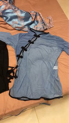 宝贝的质量很好，透明度是我想要的效果，尤其的摸着的手感很舒服，老板人很好，包装很保密