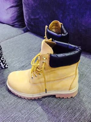 第二次买了他家的鞋子！真心的不错。在商场里看好了一双九百多没舍得买，回来在他家找见了相同的款式果断买了回来！省的就是挣得！真心的喜欢。牛皮看得见，穿着也很舒服！已经推荐给好几位朋友了！在这也推荐给看得见我评论的朋友们！你真的值得拥有！