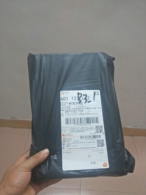 还没开箱,也不知道怎样,帮别人买的,先给个好评吧,其它的也不过多评价,只能说包装挺好,物流也很快 还没开箱,也不知道怎样,帮别人买的,先给个好评吧,其它的也不过多评价,只能说包装挺好,物流也很快