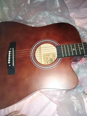 蓝之吉民谣吉他价格,人气怎么样,值得选购吗,蓝之吉民谣吉他怎么样,蓝之吉质量如何,值得入手吗