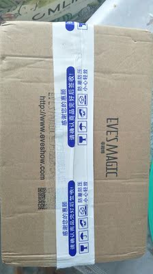 已经不是第一次购买店铺的内衣了，内衣的面料很舒服，因为信赖，所以选择，很感谢客服姐姐的建议，这种蓝色我很喜欢，是我想要的那种天蓝色，很漂亮。