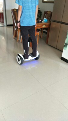 傲凤 平衡车儿童双轮电动扭扭车智能漂移车两轮成人代步车思维车