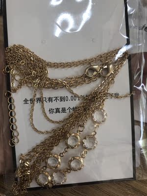 包装的挺好,里面也送了护理的东西。链子颜色比我拍的稍微亮一点。就是试了一下就断了。。。自己又安好了。。好评吧 包装的挺好,里面也送了护理的东西。链子颜色比我拍的稍微亮一点。就是试了一下就断了。。。自己又安好了。。好评吧