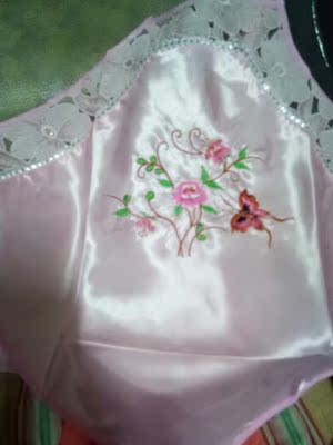 质量非常好、图案设计清晰绣工完美,快递员服务很好,三天就到货了……喜欢的亲们赶紧下手吧!👏👏👏 质量非常好、图案设计清晰绣工完美,快递员服务很好,三天就到货了……喜欢的亲们赶紧下手吧!👏👏👏