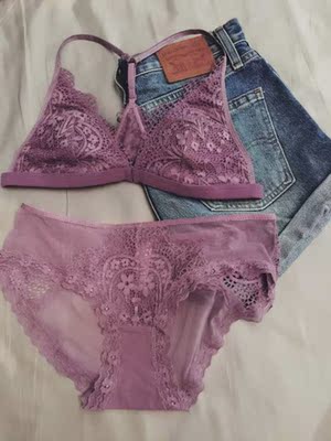 适合小胸 适合夏天，这个颜色很美，平时75B，选M码没问题