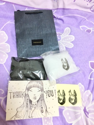 本人170，52㎏，M码穿着合适，脚踝处运动起来略微不贴合。袜子比较有设计感。不能刮！不能刮！不能刮！卖家比较细心发货快！