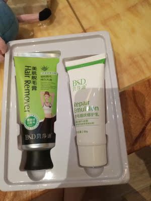 洗澡后擦干腋下，就开始用了，脱得很干净，利落，味道也不错