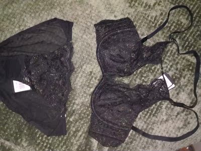 挂脖设计适合夏天衣服的搭配，必收款