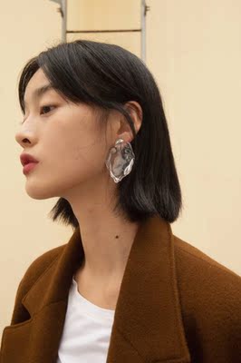 布料不错哎!第一次买歌瑞尔家的内衣,爱上了!软软的,很舒服,聚拢效果没太看出来,但是穿上确实胸会变大!嘻嘻嘻嘻嘻嘻,冬天来了,有胸会好看些。好评哦! 布料不错哎!第一次买歌瑞尔家的内衣,爱上了!软软的,很舒服,聚拢效果没太看出来,但是穿上确实胸会变大!嘻嘻嘻嘻嘻嘻,冬天来了,有胸会好看些。好评哦!