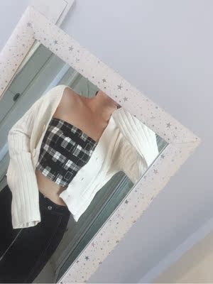 167.100斤，因为上半身胖买了大码，很大，其实m就可以了，质量不错，这个价格真的很厉害