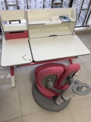 体验爱果乐儿童学习桌怎么样，好不好用？爱果乐有实体店吗？