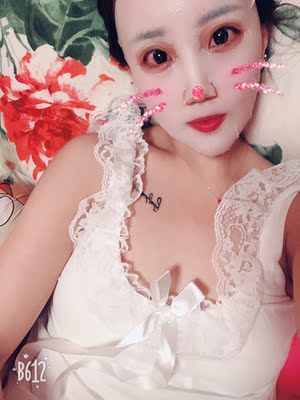 卖家发货很快，收到睡衣真被它的质量给惊艳到了，无论做工和面料都是超级无敌好，这个价格真的是太优秀，绝对的物超所值。纯棉的内里穿上非常仙，下次还会继续光顾的，10086个赞！