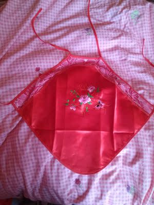 对于这样的价格，质量还是很好的，╭(╯&epsilon;╰)╮其实每个女人都有变坏的潜质。时不时搞点小浪漫还是可以的。嘻嘻，2月14号要给老公一个惊喜，O(&cap;_&cap;)O羞羞╭(╯&epsilon;╰)╮ 很喜欢，很细心的店家，还给写了贺卡，祝店家生意兴隆，