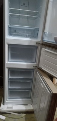 Midea/美的 BCD-230WTM(E)风冷无霜节能冰箱 家用小型三门三开门