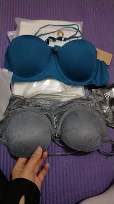 内衣不错，就是味道有点大