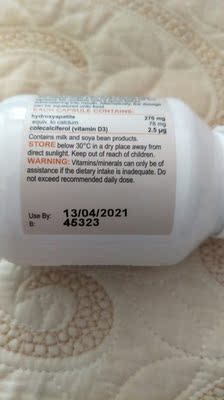 同事家孩子吃的这个，我也上网搜了一下评价都挺好，买来吃一段时间看看。