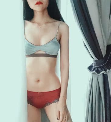 非常舒服，面料很滑，一点都不勒皮肤，而且透气性很好，夏天穿很清爽。颜色我也喜欢，时下最流行的莫兰蒂色。