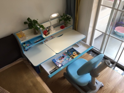 分析护童儿童学习桌怎么样,质量好吗?甲醛超标是真的吗?